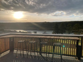 House on the hill, Port Campbell